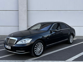 Mercedes S-Class