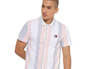 Tommy Hilfiger foto 1