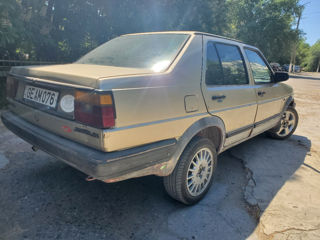 Volkswagen Jetta foto 7