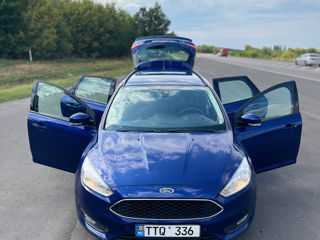 Ford Focus foto 1