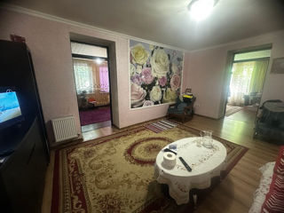 Apartament cu 3 camere, 119 m², Sculeni, Chișinău foto 3