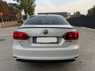 Volkswagen Jetta foto 6