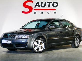 Skoda Superb фото 0