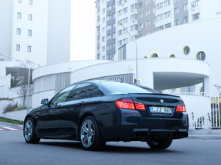 BMW 5 Series foto 6