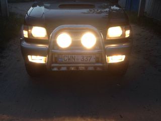 Isuzu Trooper foto 4