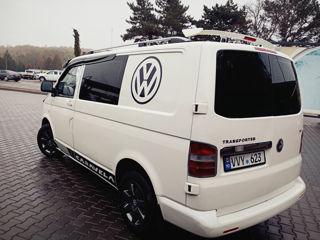 Volkswagen Caravelle foto 10