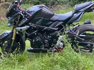 Suzuki gsr 750 freegum foto 4