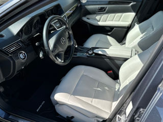 Mercedes E-Class фото 9