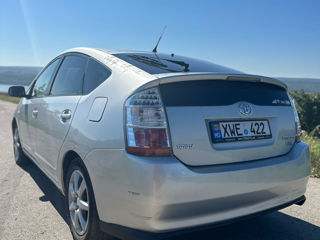 Toyota Prius foto 4