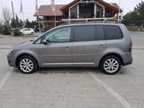 Volkswagen Touran foto 4