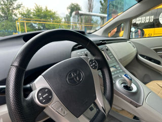 Toyota Prius foto 8