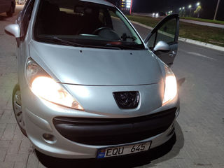 Peugeot 207 foto 7