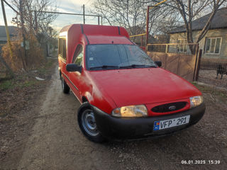 Ford Courier foto 2