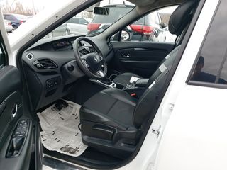 Renault Scenic foto 9