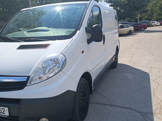 Opel Vivaro foto 6