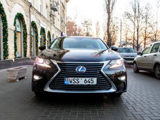 Lexus ES Series