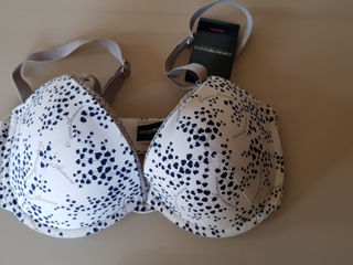 Armani новый бюстгальтер 34D (75С)