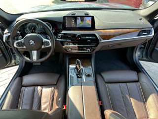 BMW 5 Series foto 10