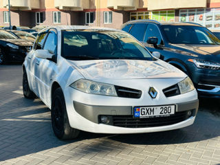 Renault Megane foto 3