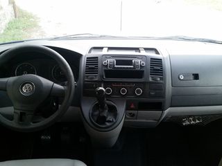 Volkswagen Caravelle foto 5