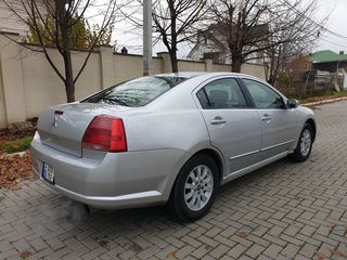 Mitsubishi Galant foto 7