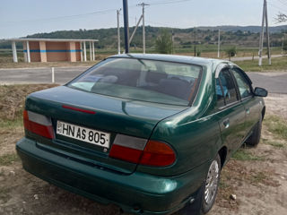 Nissan Almera foto 4