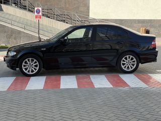 BMW 3 Series foto 1