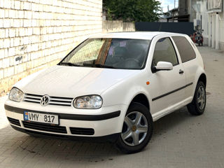 Volkswagen Golf, 2000