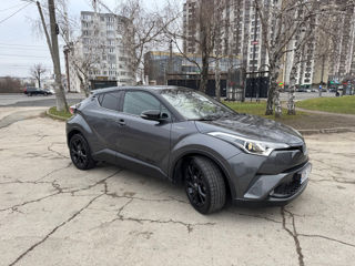 Toyota C-HR foto 4