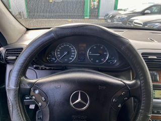 Mercedes C-Class foto 5