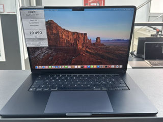 Apple MacBook Air 2024 - 19490 lei