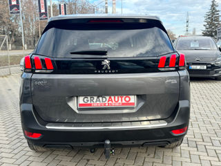 Peugeot 5008 foto 4