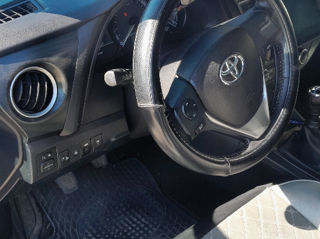 Toyota Auris foto 8