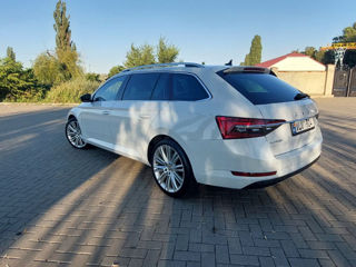 Skoda Superb foto 6