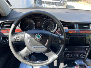 Skoda Superb foto 3