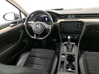 Volkswagen Passat foto 6