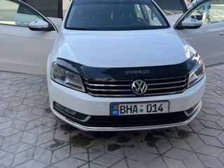 Volkswagen Passat foto 1