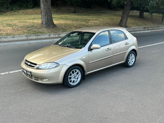 Chevrolet Lacetti foto 3