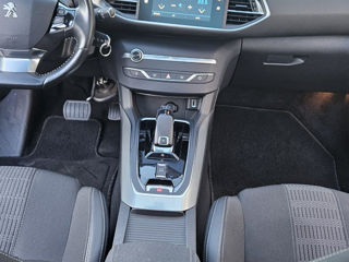 Peugeot 308 foto 7