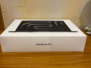Mac Book Pro M3 14-inch (18GB RAM 512GB SSD)