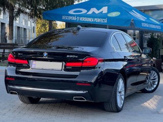 BMW 5 Series foto 3