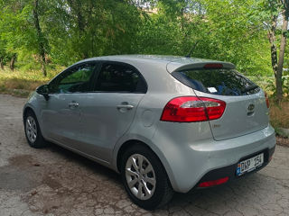 KIA Rio foto 4