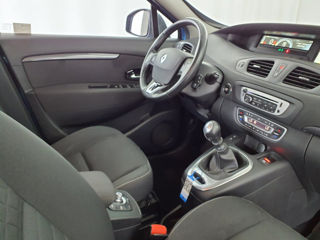 Renault Grand Scenic foto 7