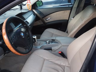 BMW 5 Series foto 3