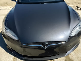 Tesla Model S foto 3