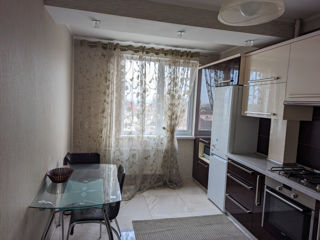Apartament cu 2 camere, 58 m², Botanica, Chișinău foto 8
