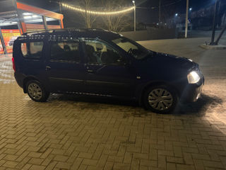 Dacia Logan foto 4