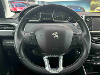 Peugeot 2008 foto 19