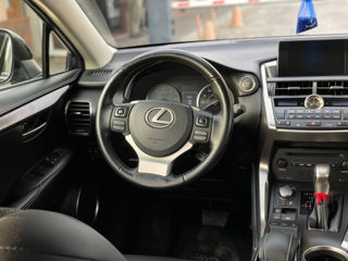 Lexus NX Series foto 13