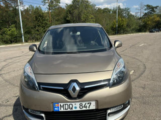 Renault Grand Scenic foto 1